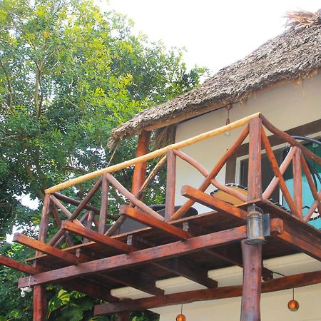 Hotel Pancho Villas Bacalar - Free Bikes And Paddles מראה חיצוני תמונה