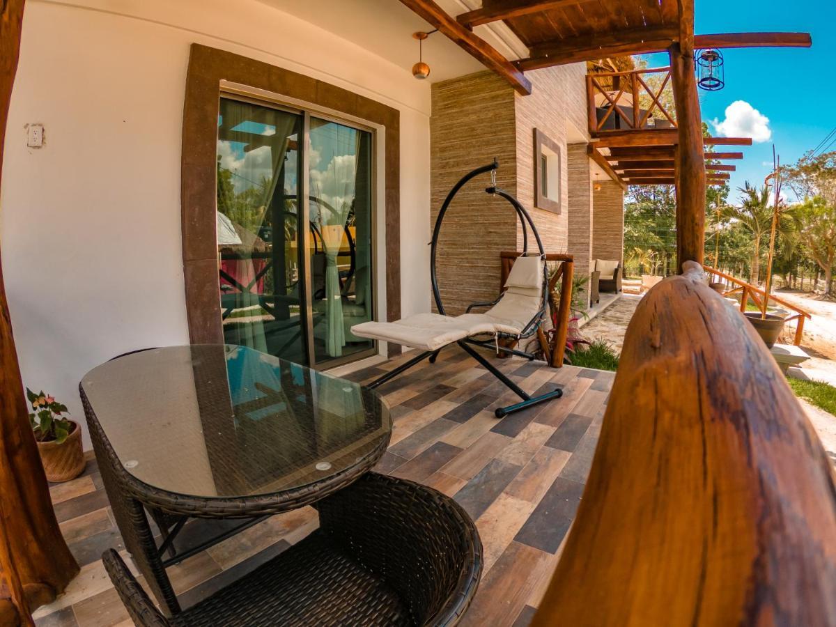 Hotel Pancho Villas Bacalar - Free Bikes And Paddles מראה חיצוני תמונה