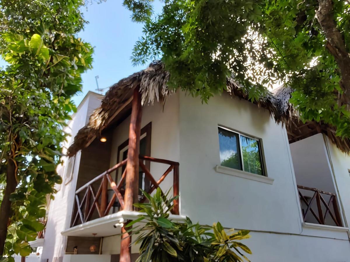 Hotel Pancho Villas Bacalar - Free Bikes And Paddles מראה חיצוני תמונה