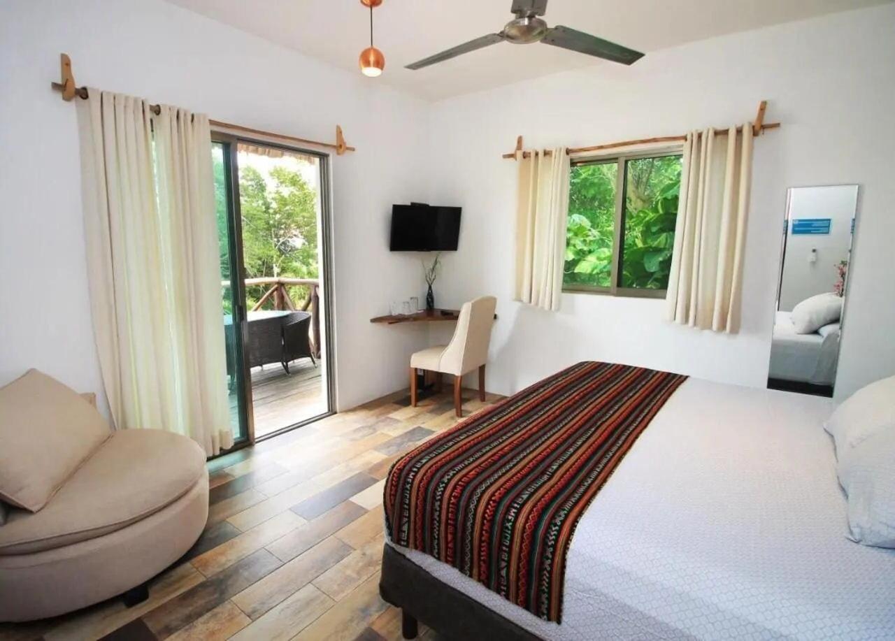 Hotel Pancho Villas Bacalar - Free Bikes And Paddles מראה חיצוני תמונה